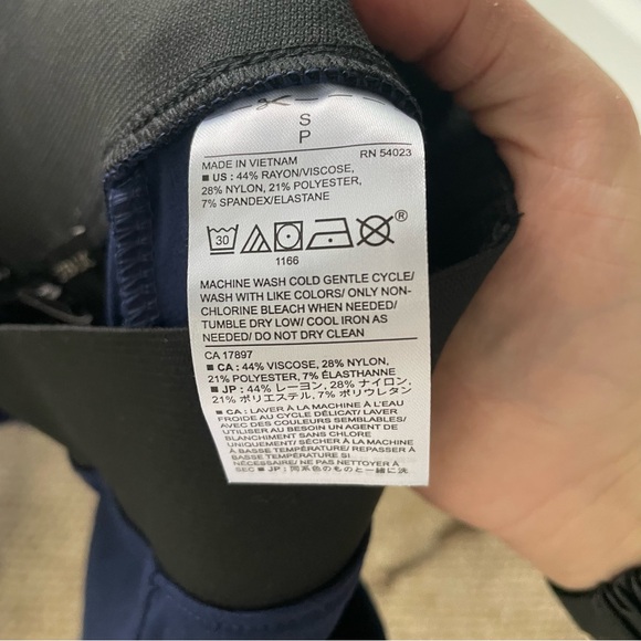 Banana Republic | NWT Navy Ponte Leggings with Black Elastic Waistband - Picture 8 of 8